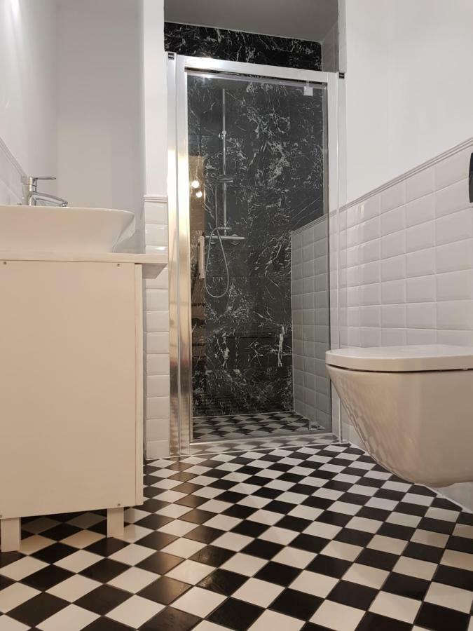 פוזנן Apartamenty Strzelecka מראה חיצוני תמונה